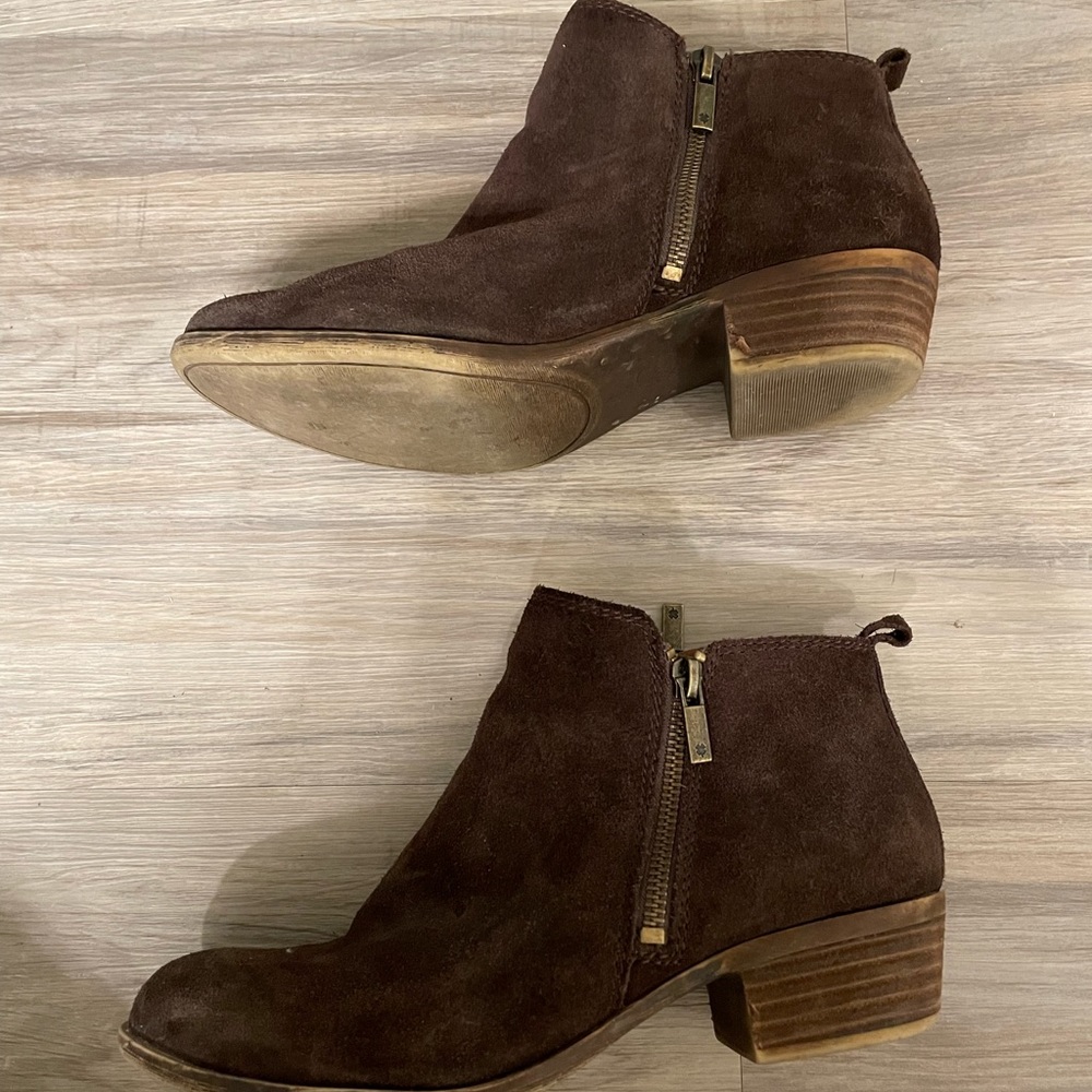 Lucky Brand suede booties size 8